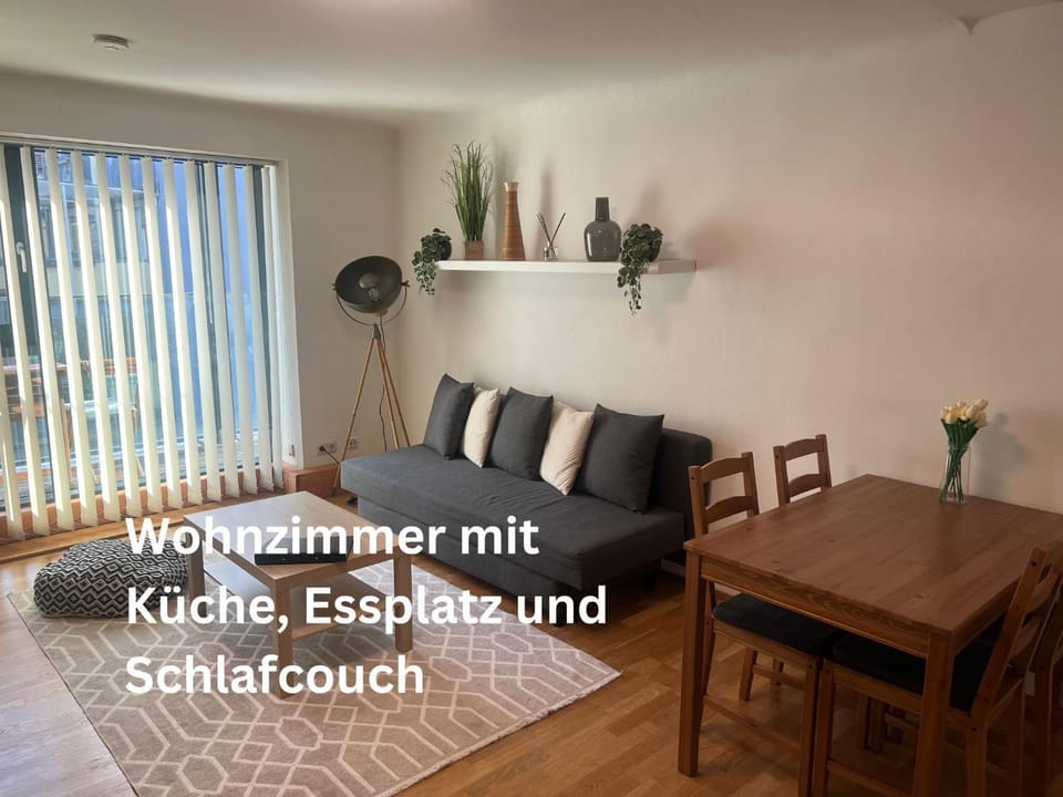 Living room, Photo of the whole room, Seating area, Dining area, Food