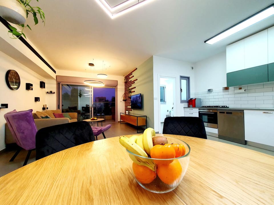 TV and multimedia, Kitchen or kitchenette, Living room, Seating area, Dining area, minibar, pet friendly, stove