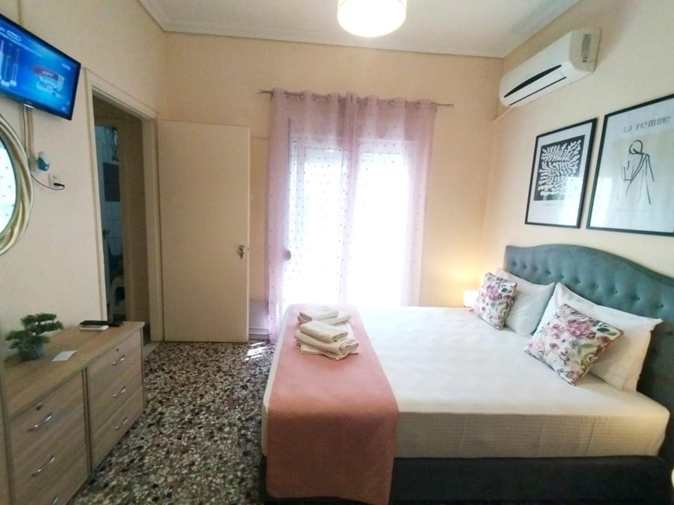TV and multimedia, Bedroom, air conditioner