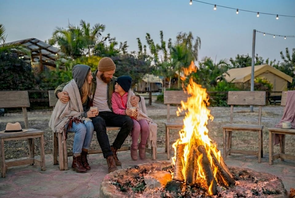 Day, People, Natural landscape, BBQ facilities, Seating area, Guests, children, children, children, young children, young children, young children, older children, older children, older children, group of guests, Family, Family, Family, babysiter, fireplace, fireplace, heating