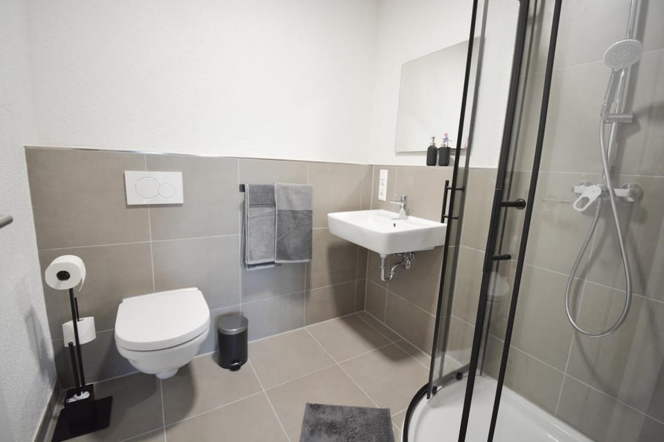 Shower, Toilet, Bathroom