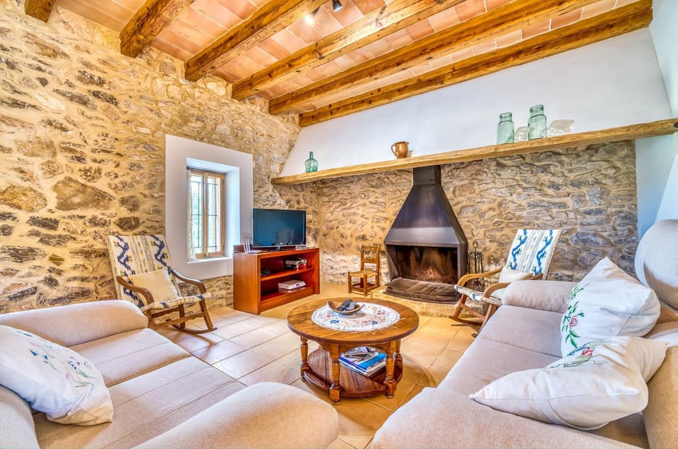 Finca Son Gener can Teula House in Llevant