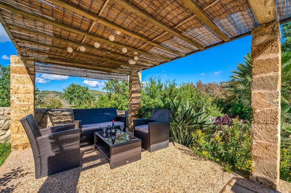 Finca Son Gener can Teula House in Llevant
