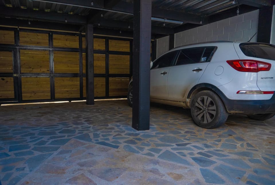 #5 Perfecto Para Parejas, piscina, AA, 5 minutos del Aeropuerto y a 15 del Rodadero en Bus, 10 Mint Caminando a la Playa Apartment in Magdalena, Colombia