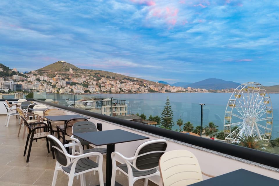 Day, Natural landscape, View (from property/room), Balcony/Terrace, Lounge or bar, Sea view