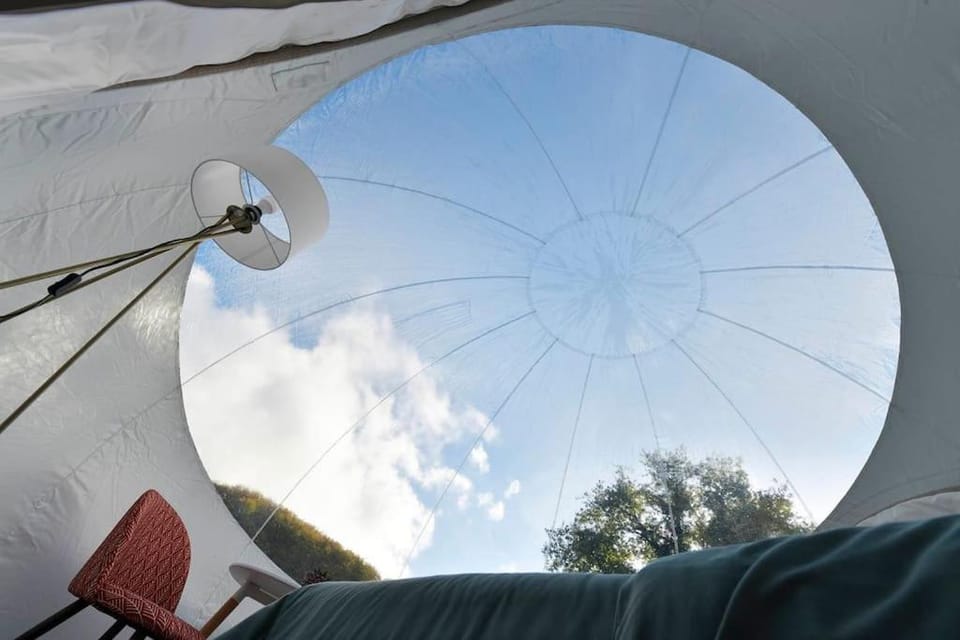 Bulle Hirondelle Luxury tent in Bourgogne-Franche-Comté