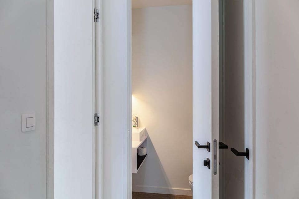 Property building, Bathroom, Living room