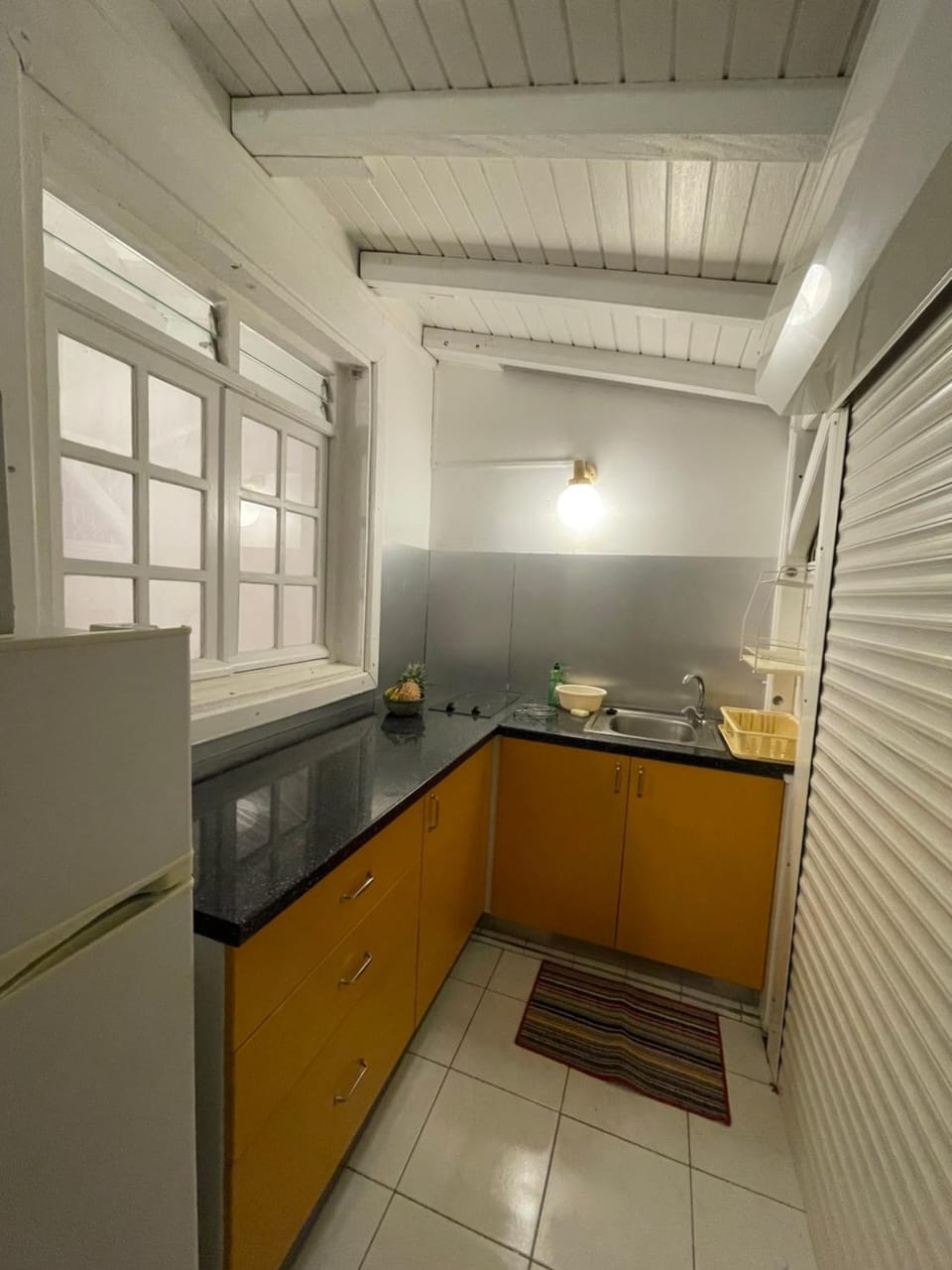 Kitchen or kitchenette, stove, kitchen
