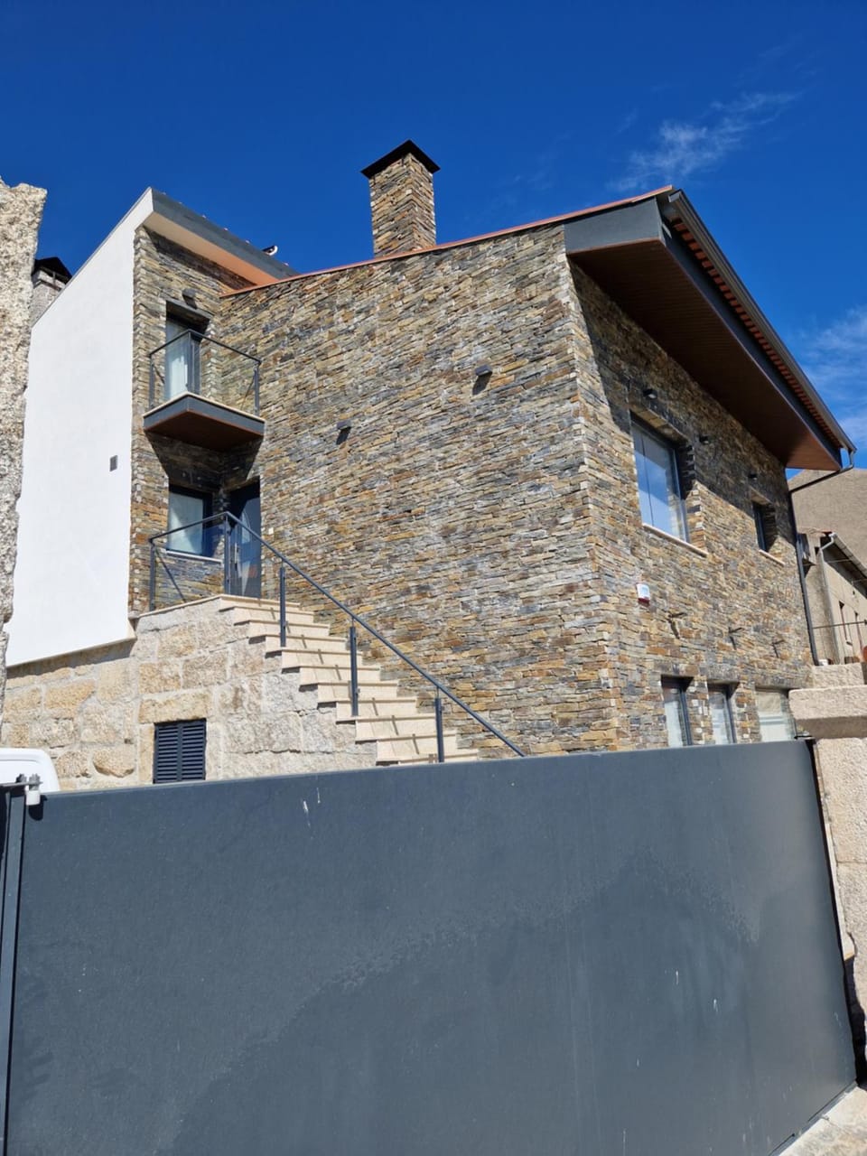 Property building, Day