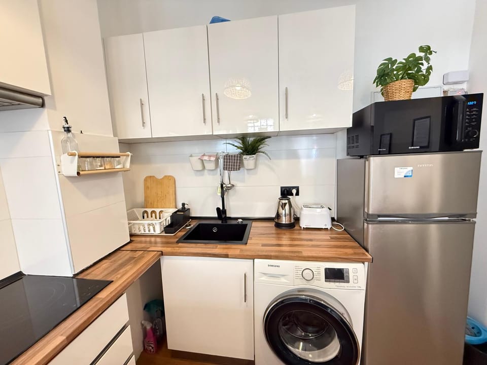 HomeStay Lopez Pando Apartment in Madrid