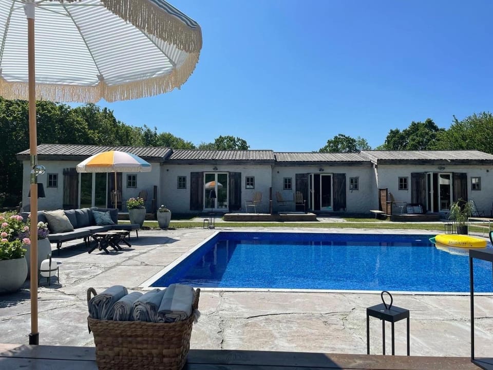 Patio, Balcony/Terrace, Swimming pool