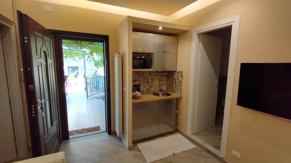 TV and multimedia, Kitchen or kitchenette