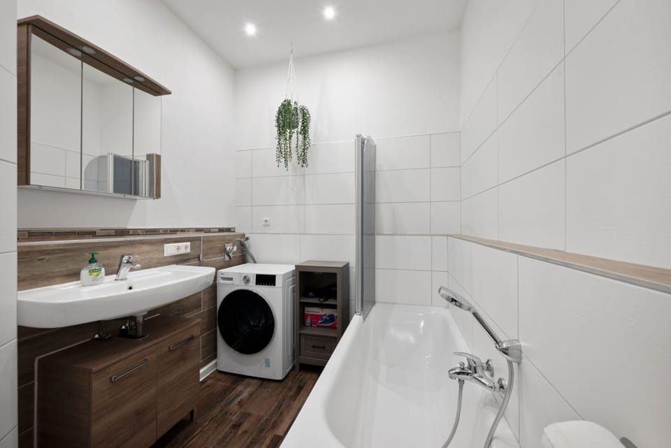 Bathroom, Bath, flat iron, hair dryier, washing machine, dryer