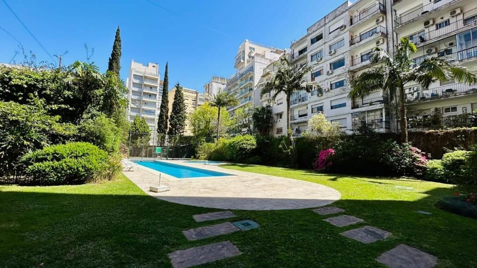 Palermo Soho. 3 ambientes con piscina y cochera Apartment in Buenos Aires