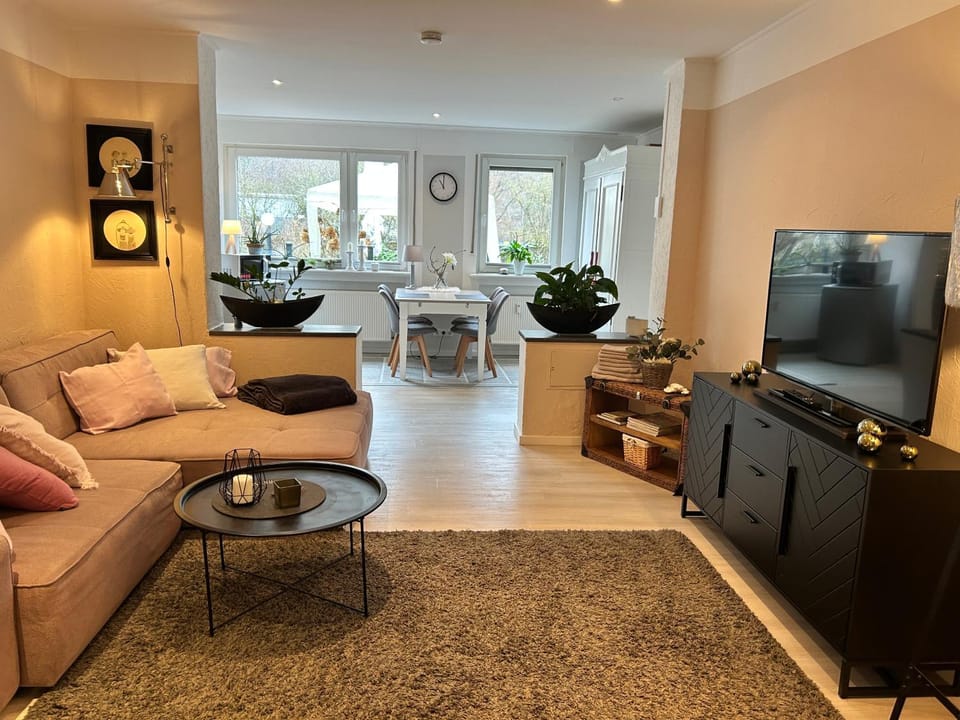 TV and multimedia, Living room