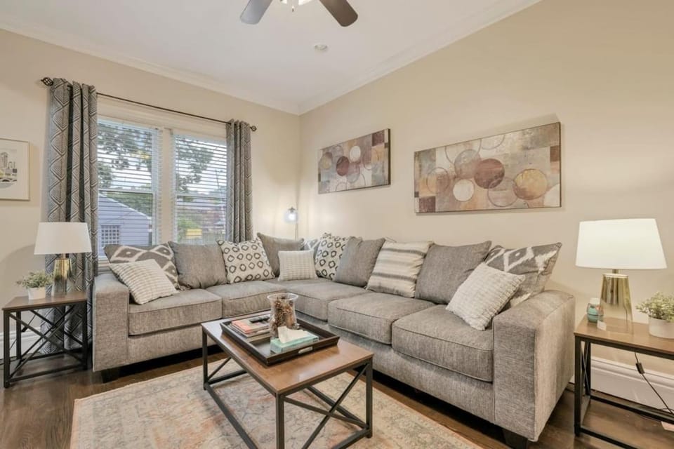 OSU and Short North 4 Bedroom Patio and Garage with EV House in Ohio