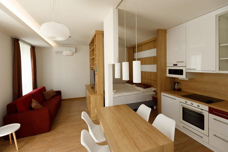 Living room, Photo of the whole room
