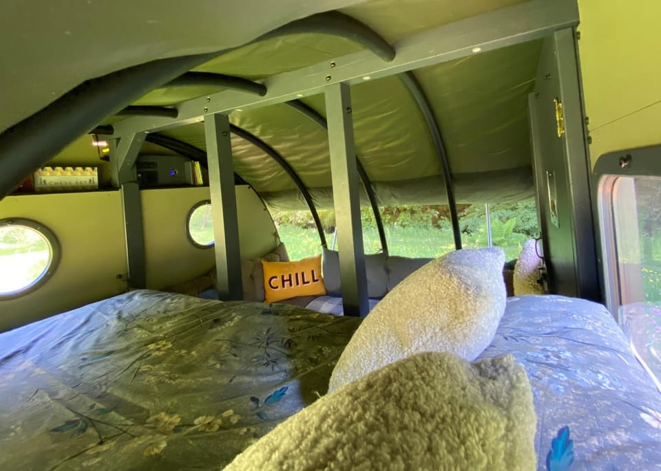 Bed, Photo of the whole room, Bedroom, bunk bed