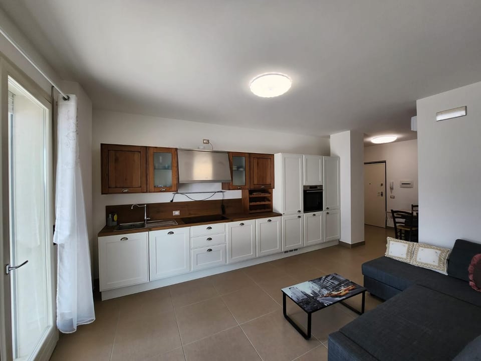 Kitchen or kitchenette, Living room, Dining area, dishwasher, minibar, pet friendly, stove