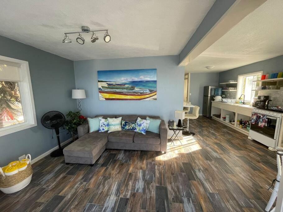 Gorgeous Oceanfront Villa Solana with Pool and Direct Beach Access Villa in State of Quintana Roo