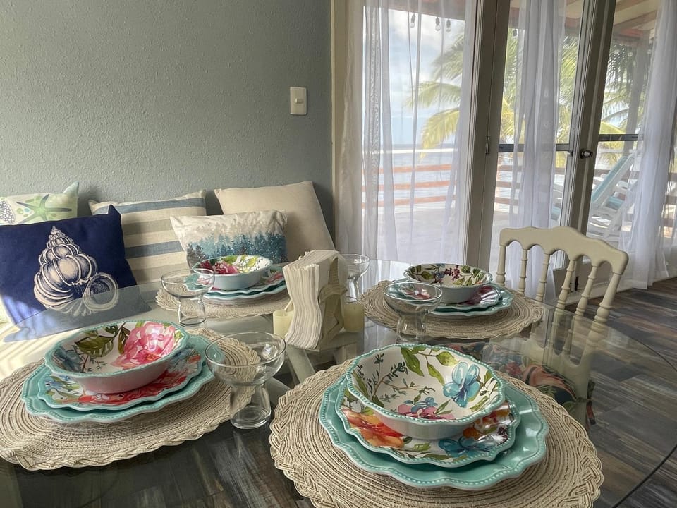 Gorgeous Oceanfront Villa Solana with Pool and Direct Beach Access Villa in State of Quintana Roo