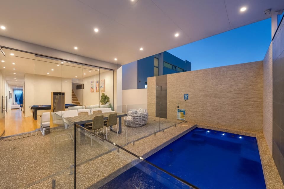 Hot Tub, Pool view, Swimming pool