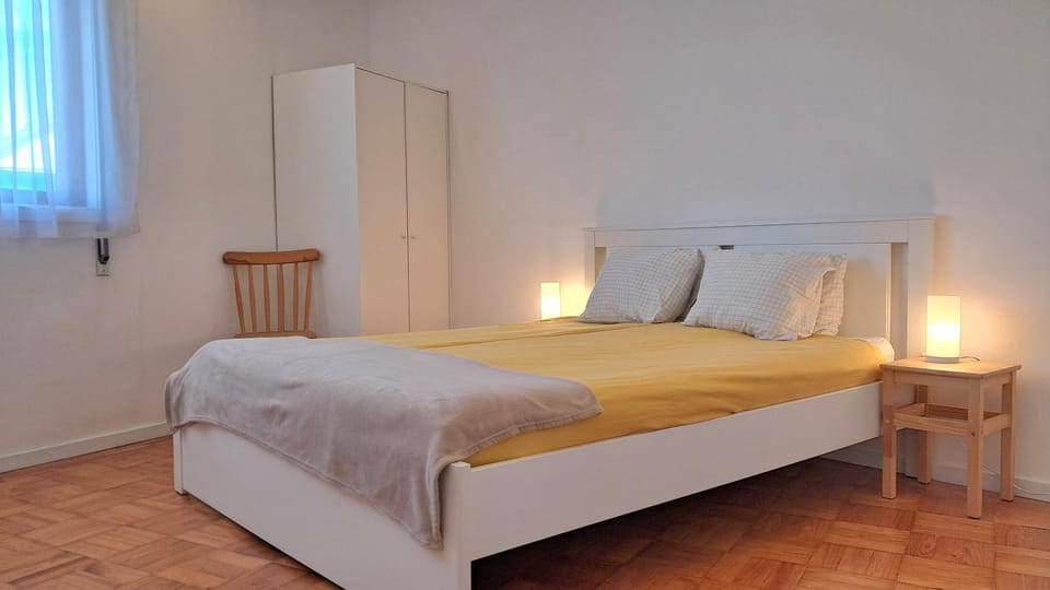 Bed, Bedroom, wardrobe
