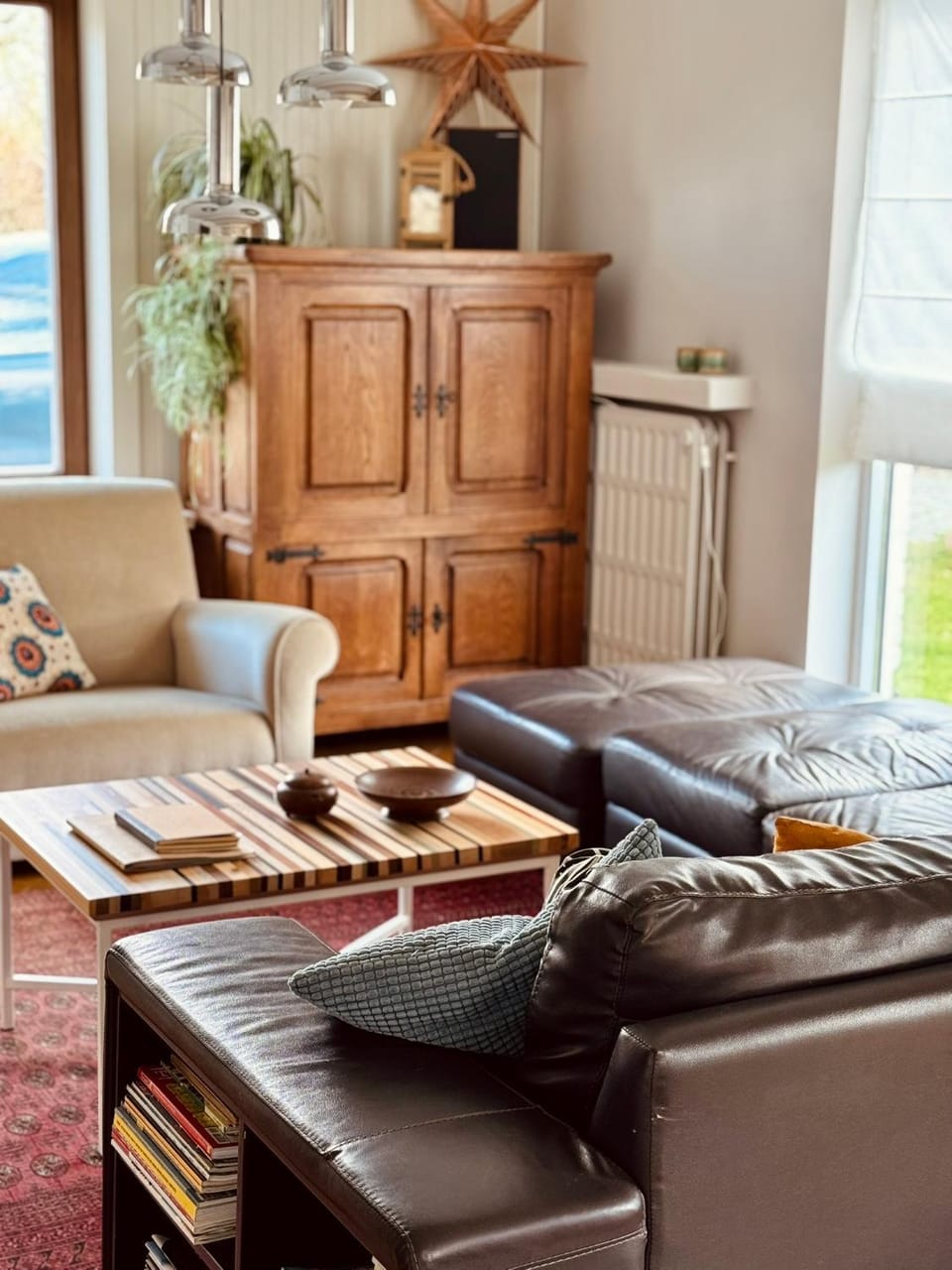 Living room, Seating area