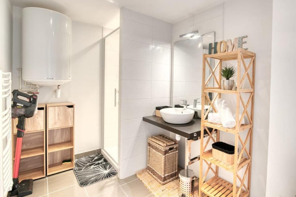 Bd Minimes Parking Free - Proche gare - Vue Apartment in Toulouse