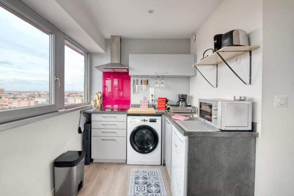 Bd Minimes Parking Free - Proche gare - Vue Apartment in Toulouse
