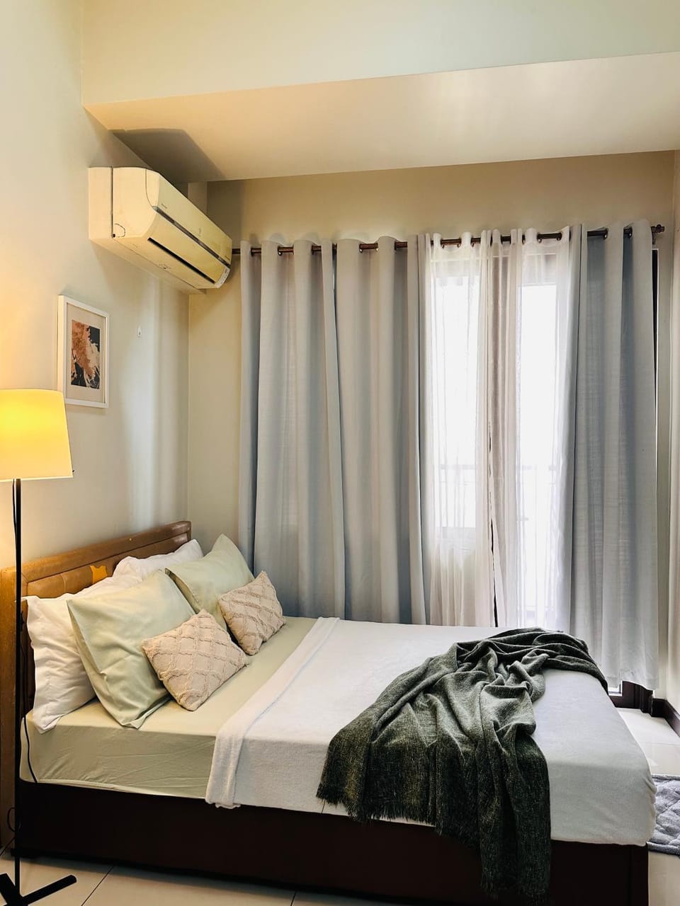 Comfy Condo in Malate for 4 - Admiral Baysuites Apartment in Manila City