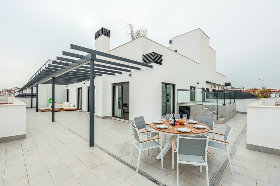 Patio, Balcony/Terrace, Dining area