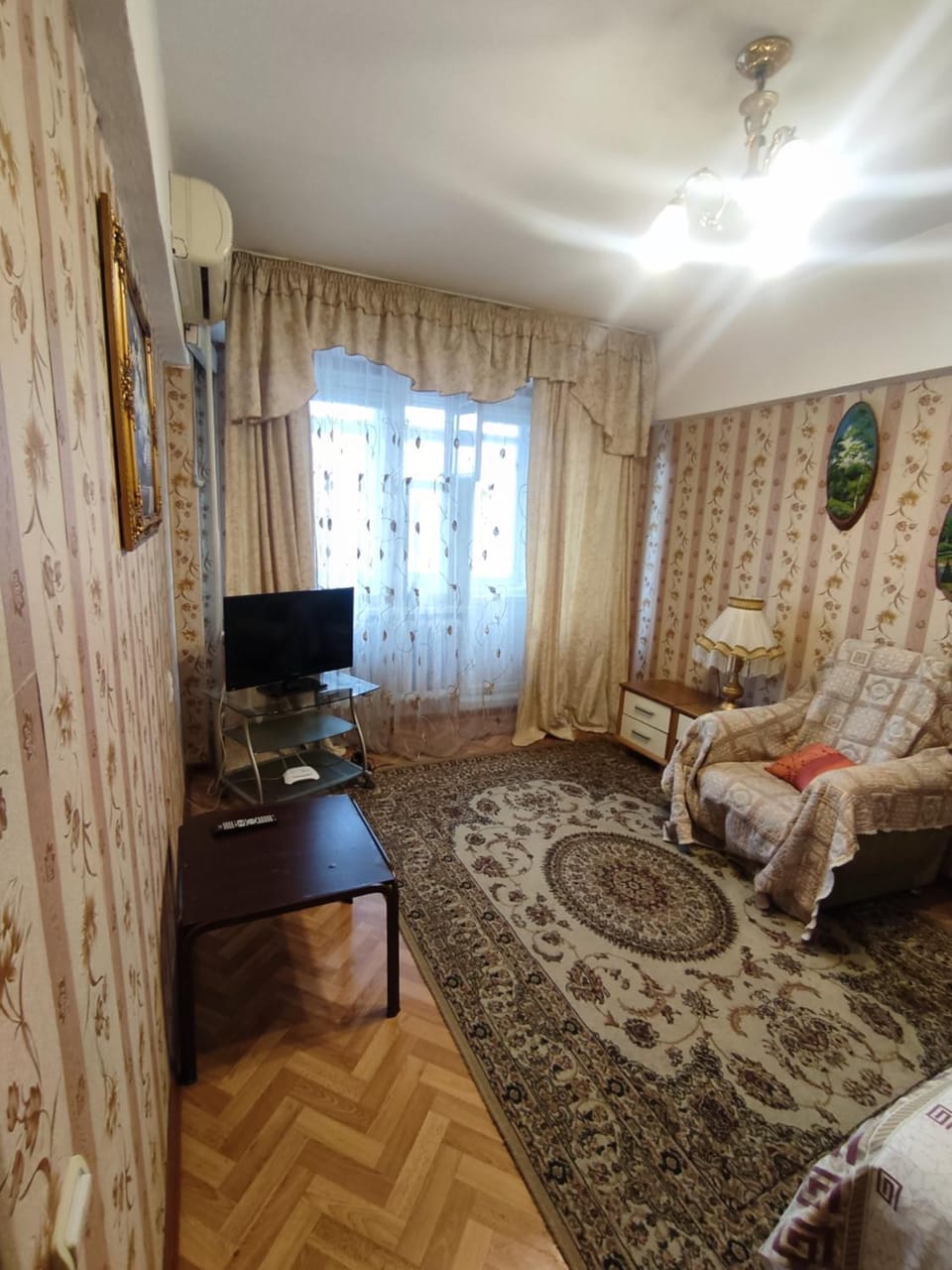 TV and multimedia, Photo of the whole room