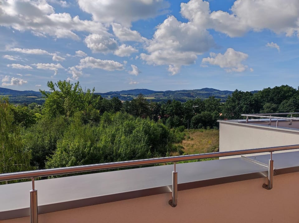 Balcony/Terrace, Mountain view
