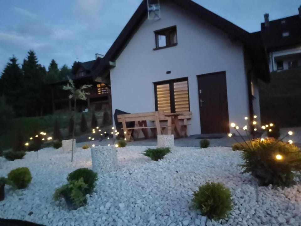Property building, Garden