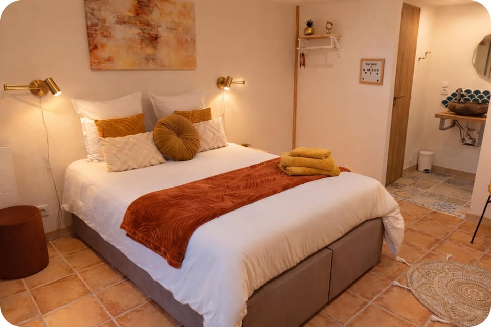 La Parenthèse, chambres d'hôtes Bed and Breakfast in Provence-Alpes-Côte d'Azur
