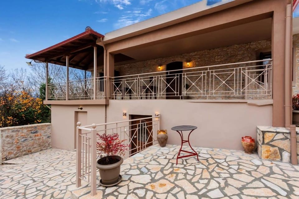 Property building, Balcony/Terrace