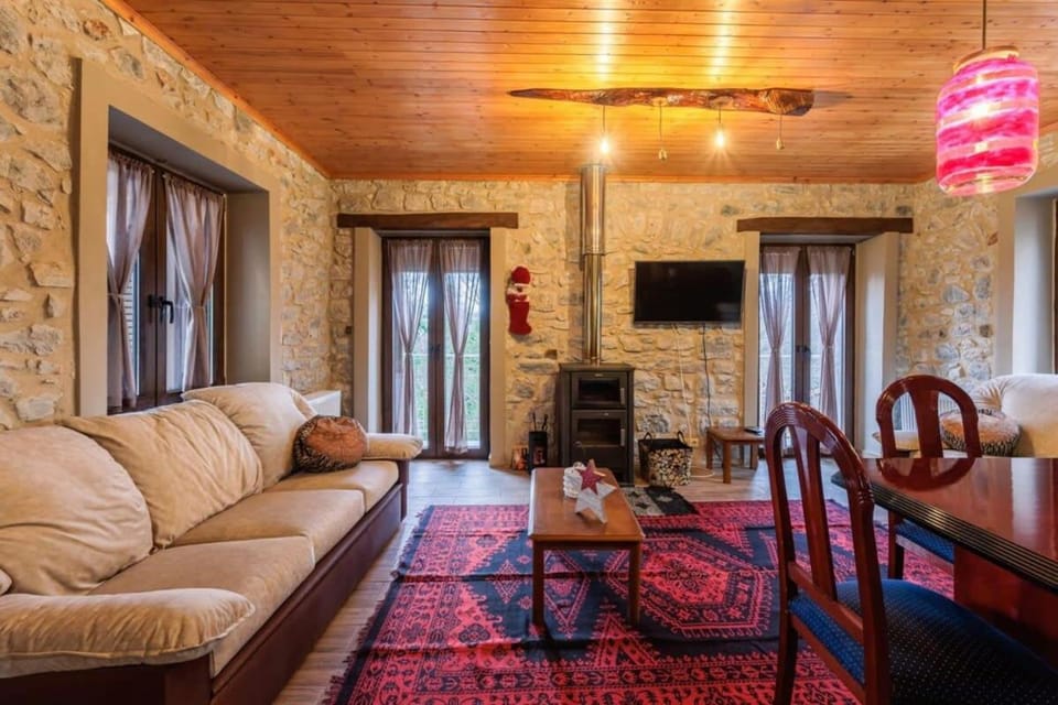 TV and multimedia, Living room, Seating area