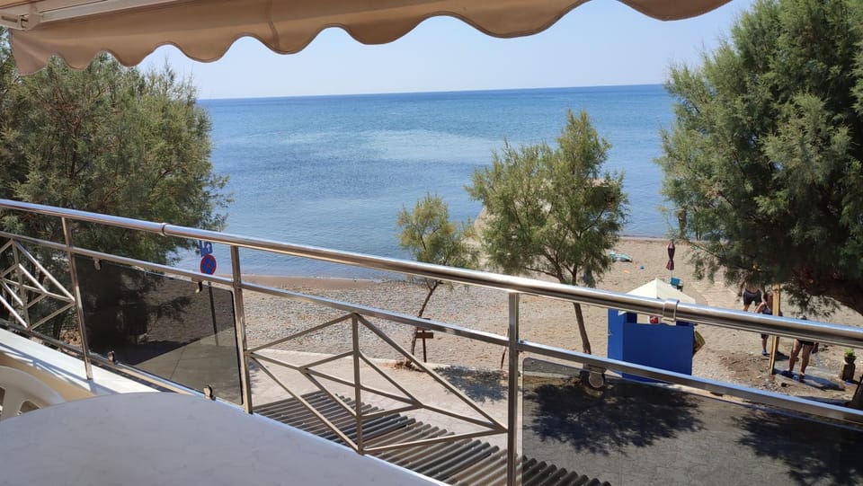 Day, View (from property/room), Balcony/Terrace, Beach, Sea view