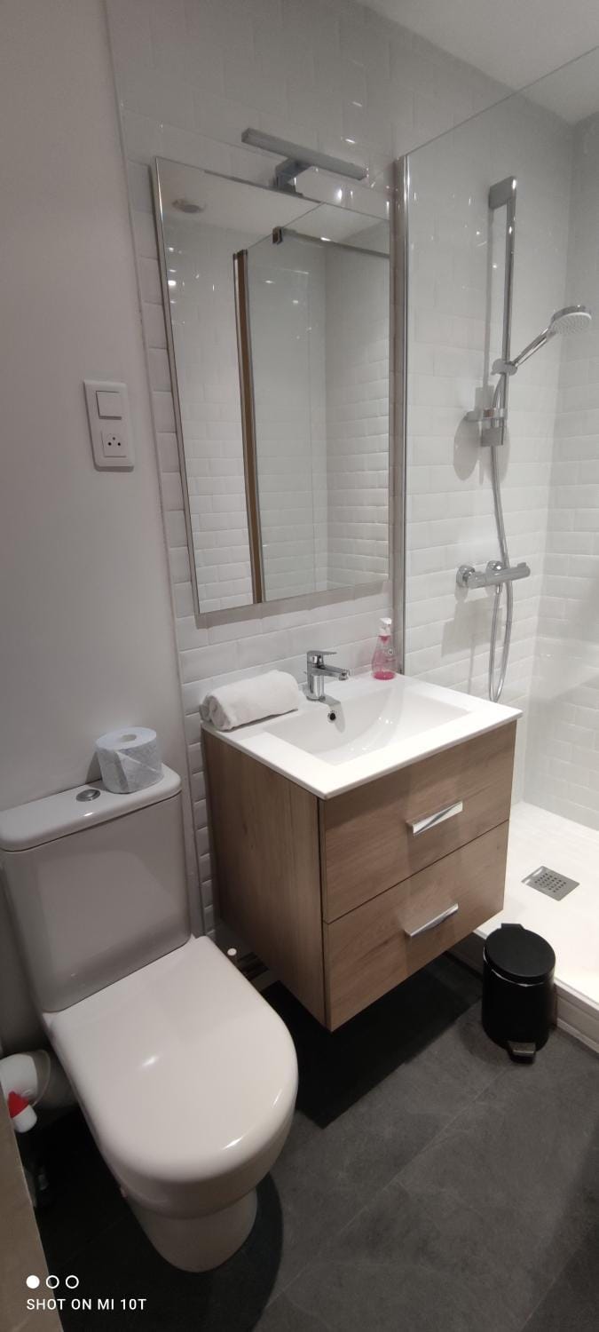 Studio Gare - Jardin des Plantes - wifi & calme Apartment in Nantes
