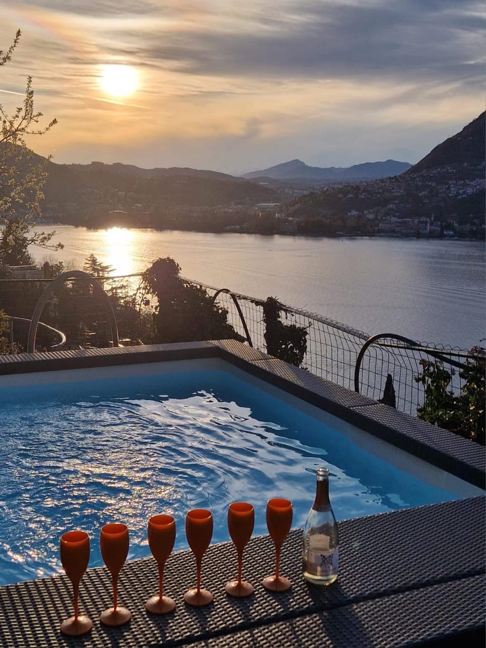 Day, Lake view, Swimming pool, Sunset, Open Air Bath