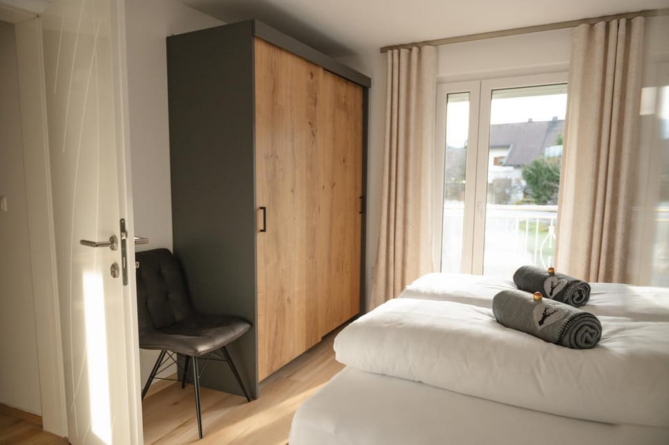 Bed, Bedroom, wardrobe