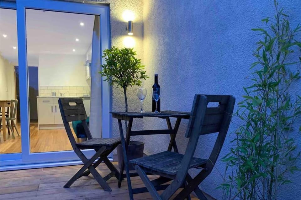 Ashcroft Apartment - Small Home Away From Home Apartment in Ashburton