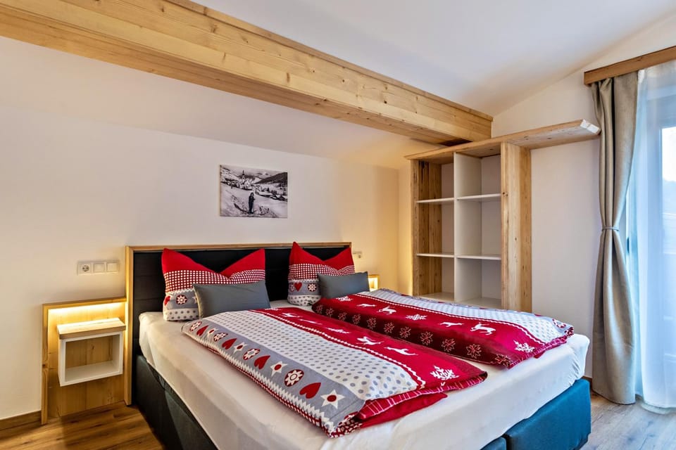 Property building, Living room, Bedroom