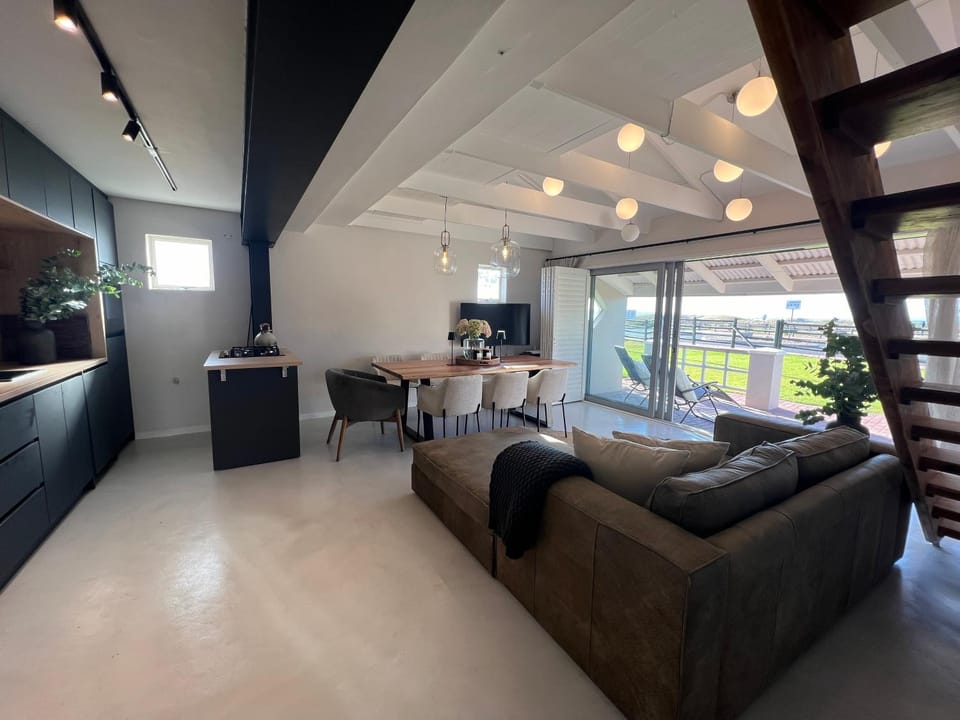 Kitchen or kitchenette, Living room, Dining area