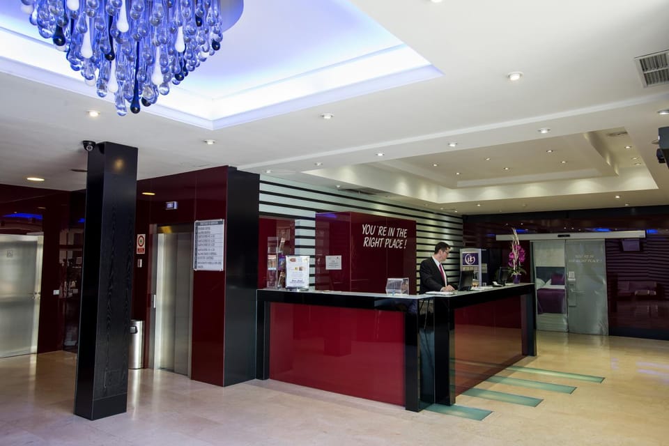Staff, Lobby or reception