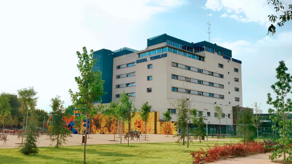 Property building, Off site, Area and facilities