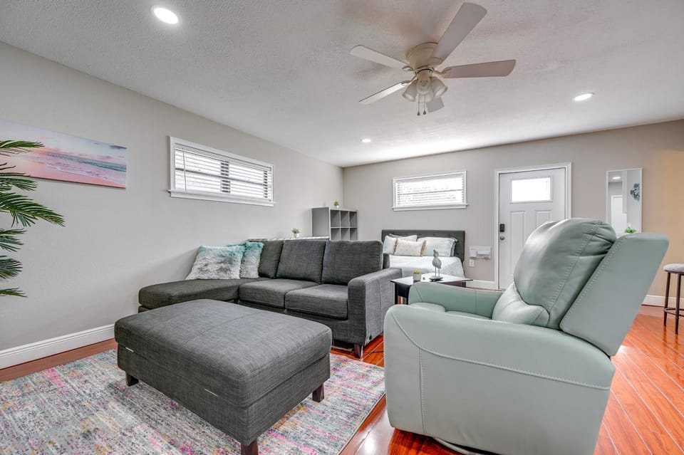 Walk to Hard Rock Casino: Cozy Studio! Apartment in Tampa