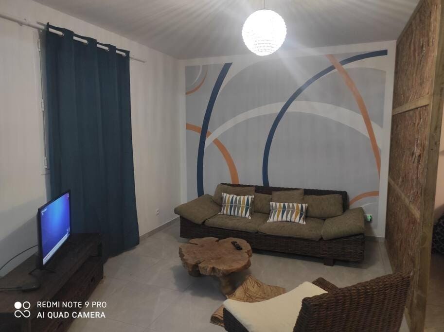 Communal lounge/ TV room