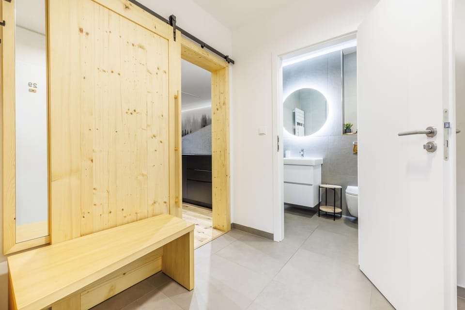 Bathroom, wardrobe
